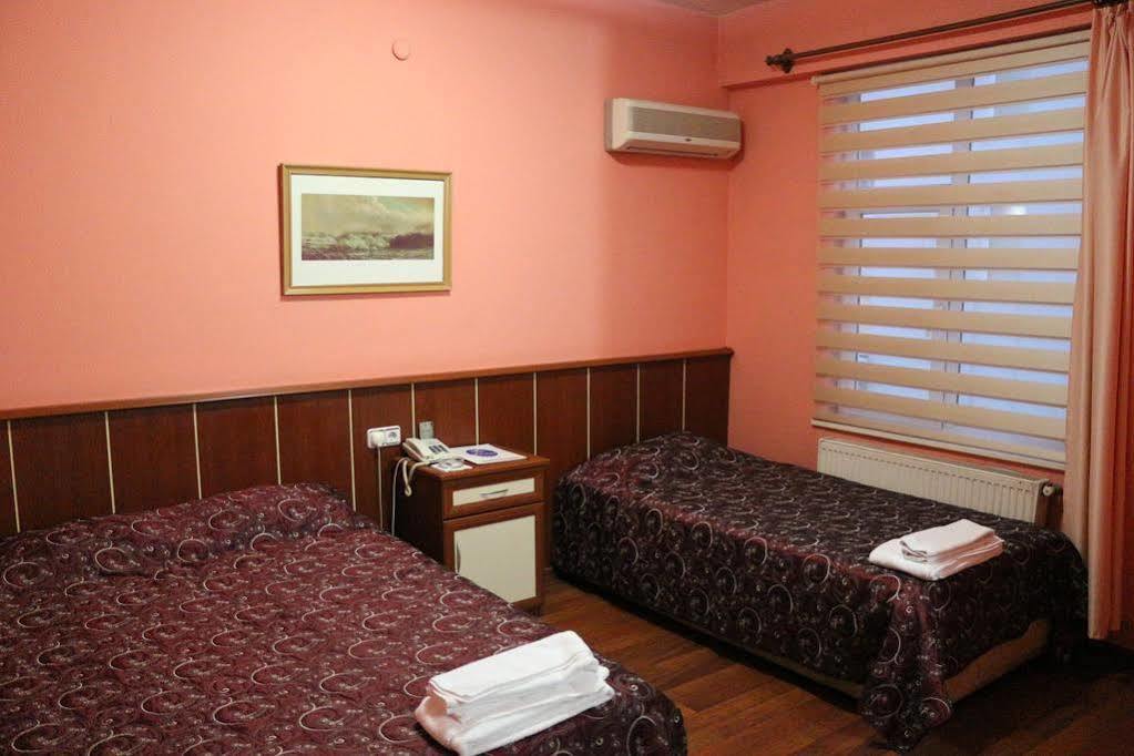 Yeni Hotel Μαλάτεια Εξωτερικό φωτογραφία