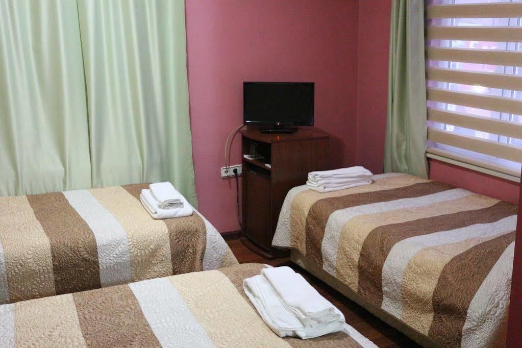 Yeni Hotel Μαλάτεια Εξωτερικό φωτογραφία