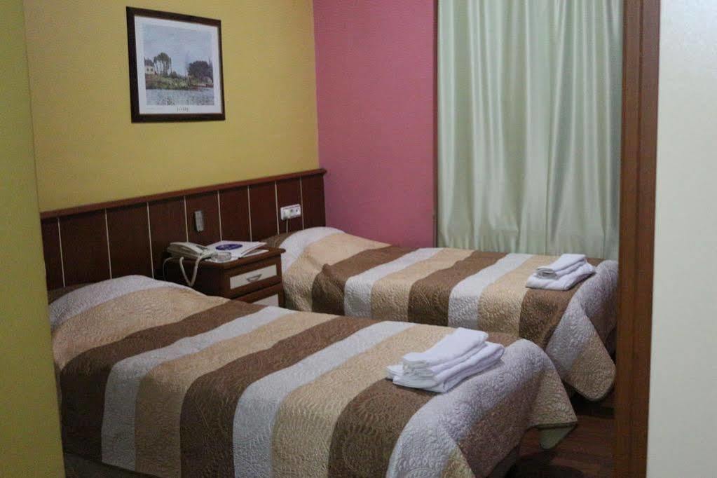 Yeni Hotel Μαλάτεια Εξωτερικό φωτογραφία